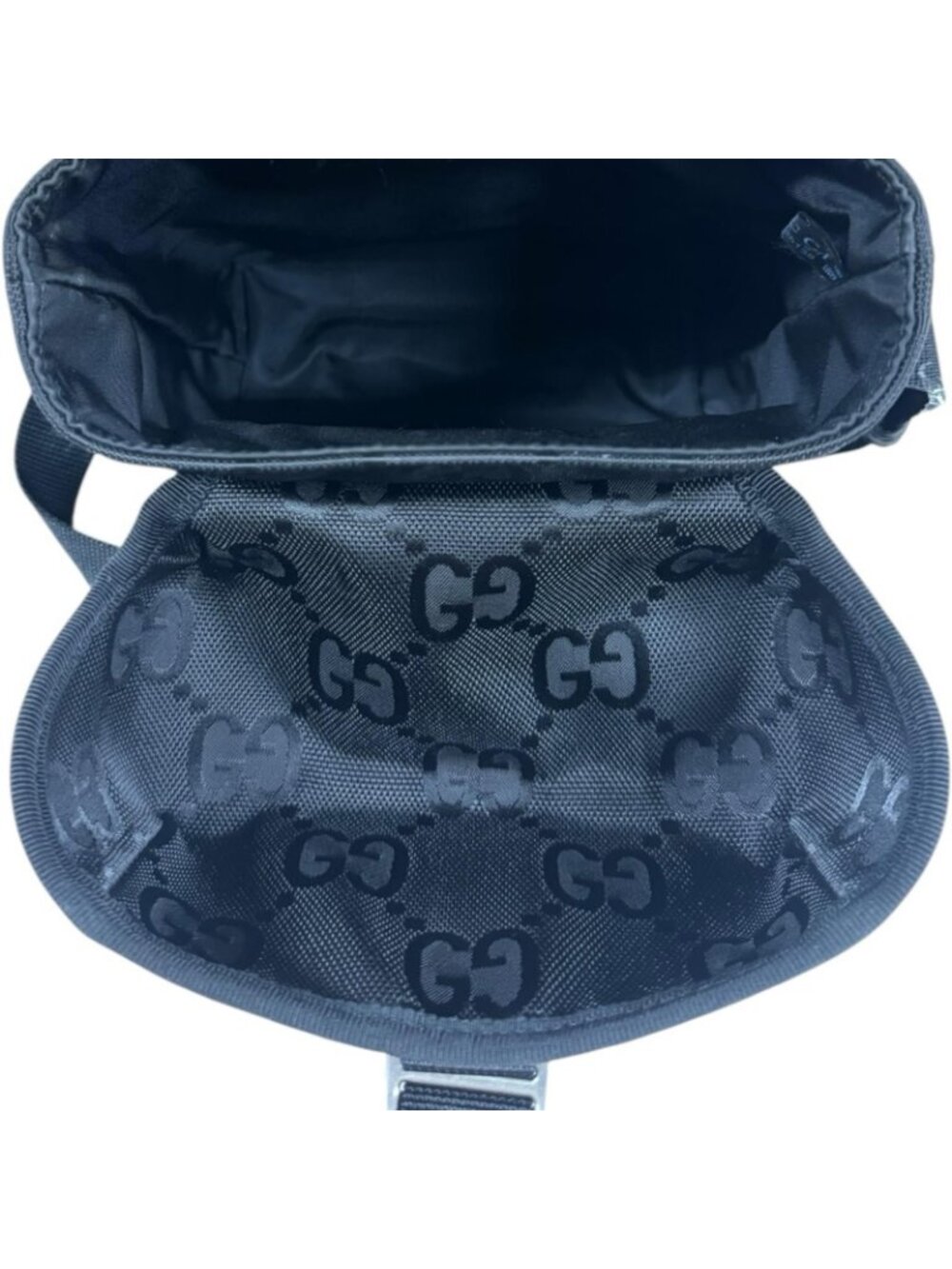 Gucci Off the Grit Shoulder Bag Black - Picture 8 of 10